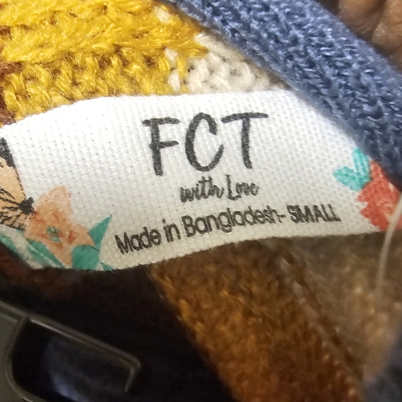 Sweater - Picture 3 of 3